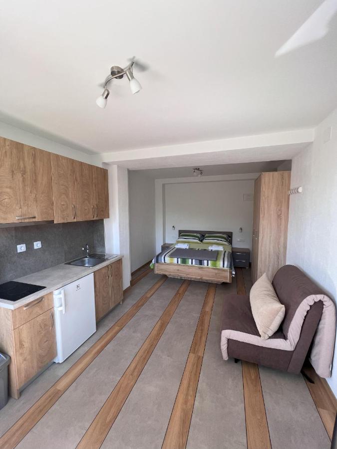 Apartmani Palme 푼타나 외부 사진